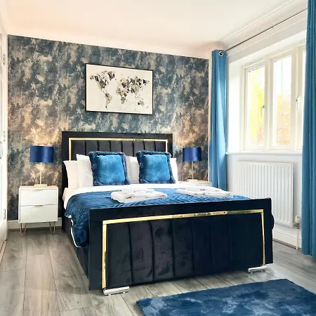 Last-Minute Secure L Exclusive Deals On 2 Double Bedrooms - Weekly & Monthly Stay - Sleeps 6 Lhofin Stays Short Lets & Serviced Accommodation